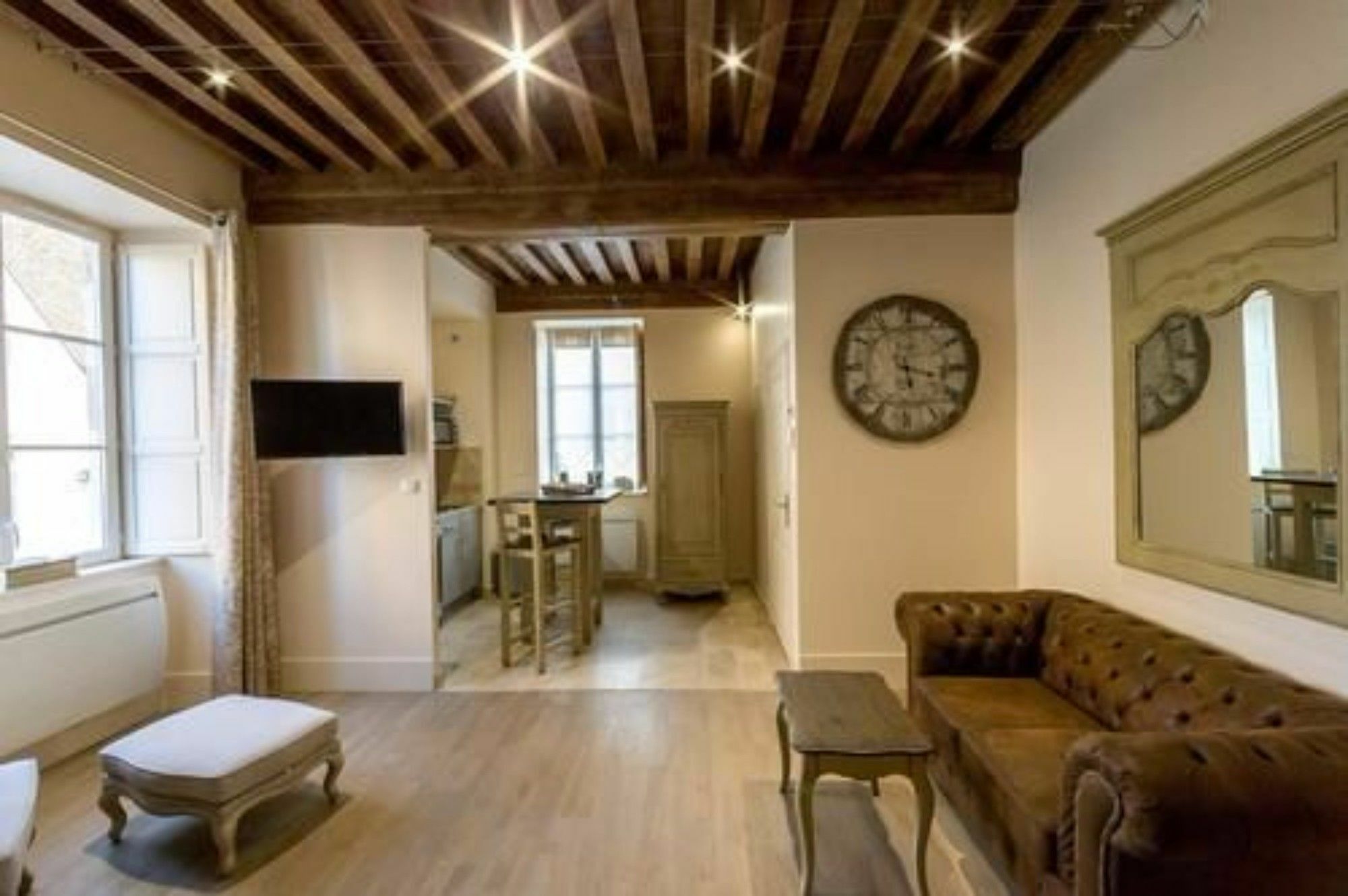 Le Cara Seheiah 1D Bed & Breakfast Beaune  Dış mekan fotoğraf